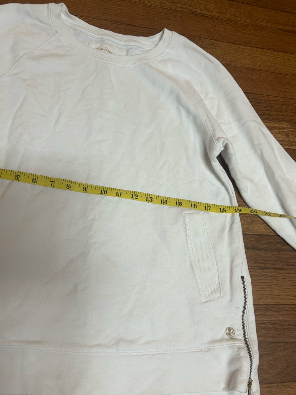 Lilly Pulitzer White Crewneck Sweater - Classic Lightweight Pullover - Picture 5 of 7